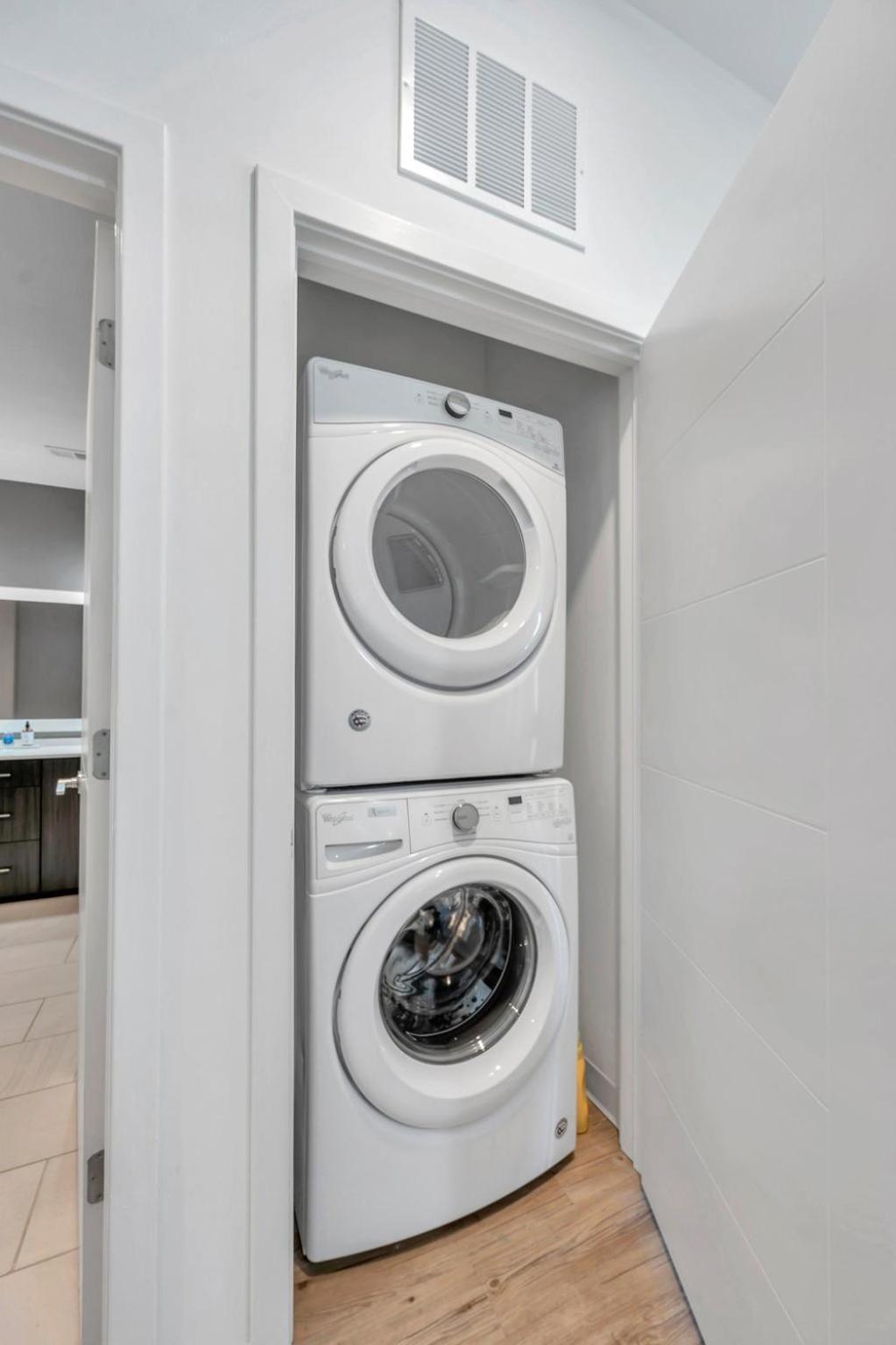 Luxury 1 Bedroom With Den Downtown Tampa Apt - City Views, Rooftop Pool, Workspace Exterior foto